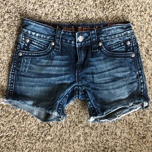 Rock Revival cutoffs sz 27